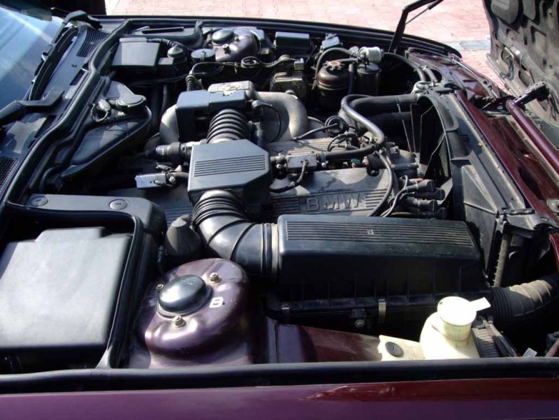 BMW e34 m30