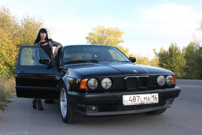 БМВ из 90