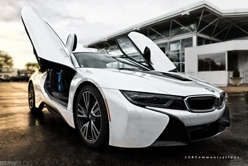 BMW i8 old