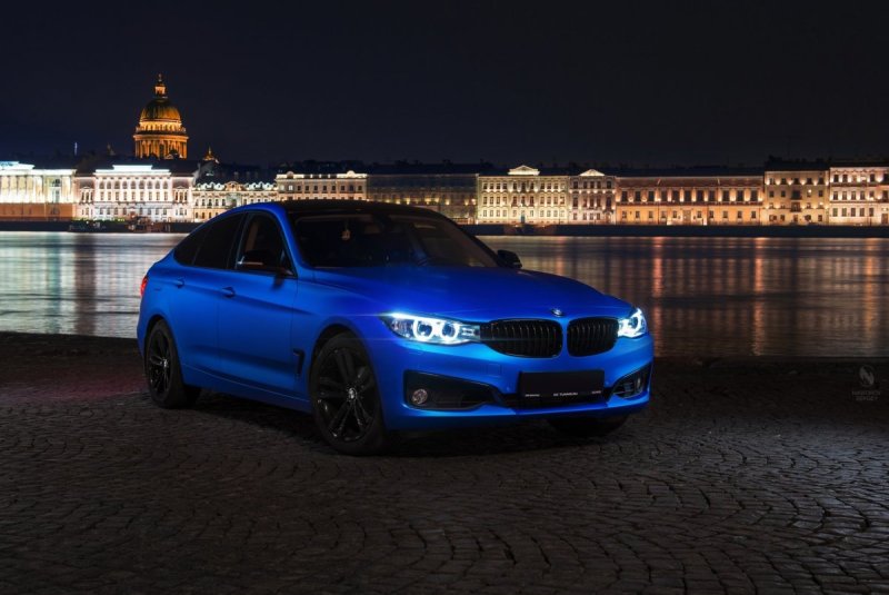 BMW 3 f30 ночью