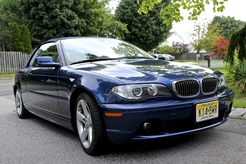 BMW 325 2004