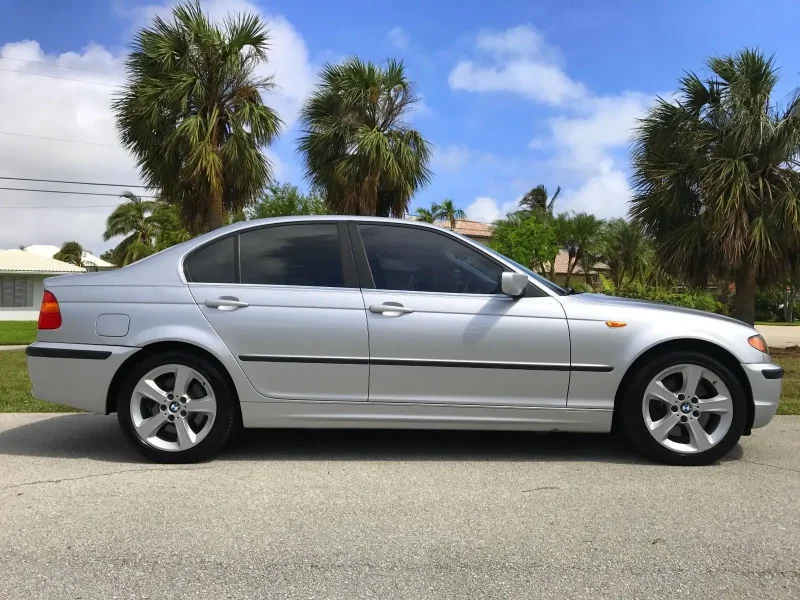 BMW 3 2004 седан