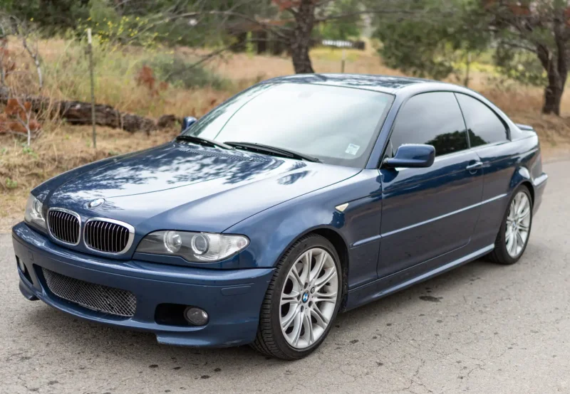 BMW 330 2004