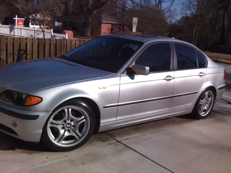 BMW 325i 2004