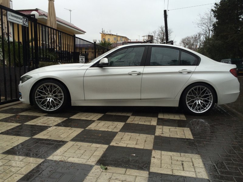 BMW 3 r19