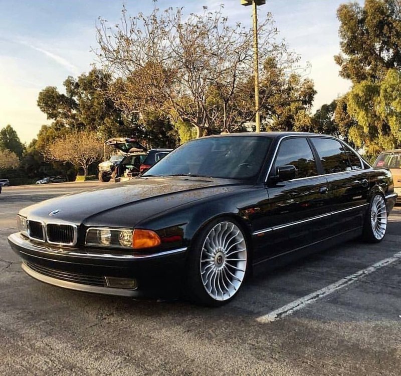 BMW 7 e38 Alpina