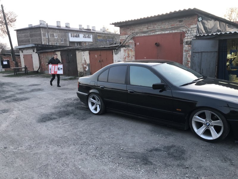 128 Стиль r17 на е39