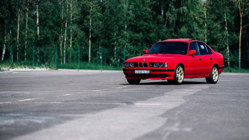 БМВ 520 1985