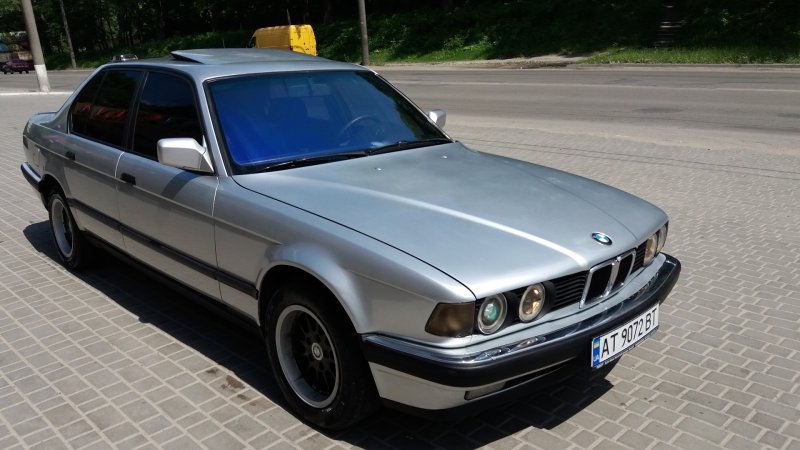 Мерседес е28