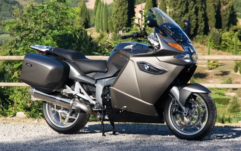 На мотоцикле BMW k1300gt