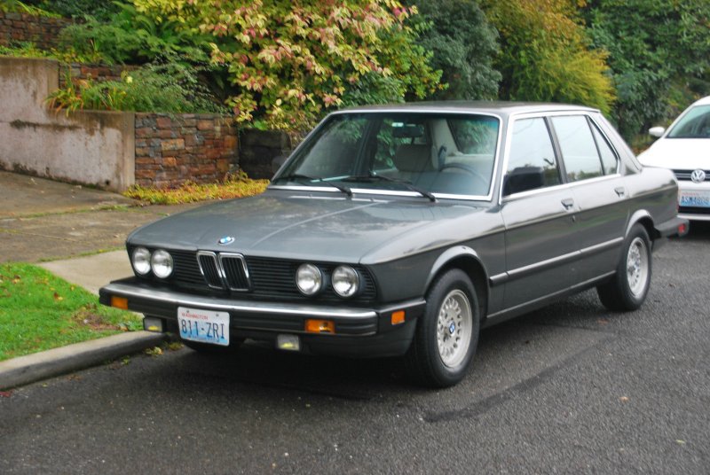 BMW e28 m5