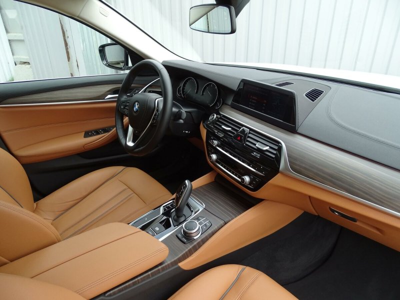 BMW 5 g30 салон