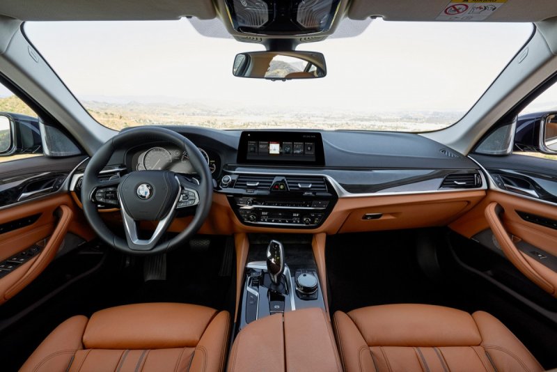 BMW 5 Series g30 салон