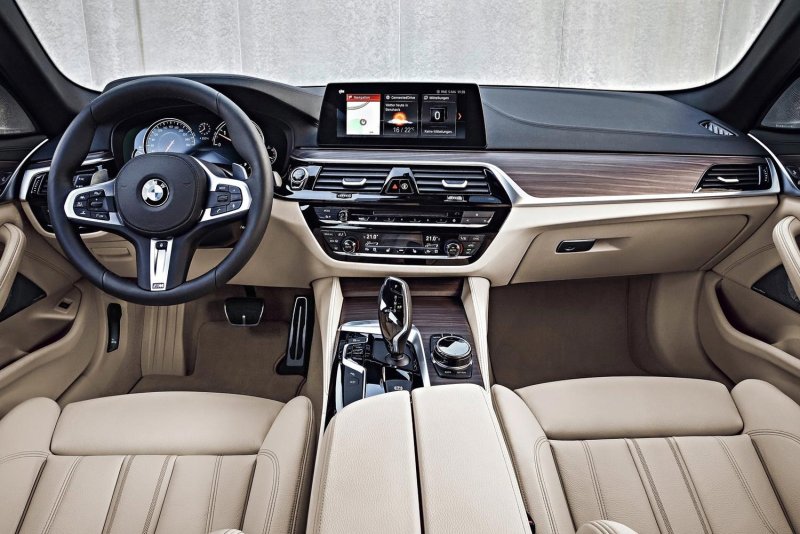 BMW 5 g30 салон