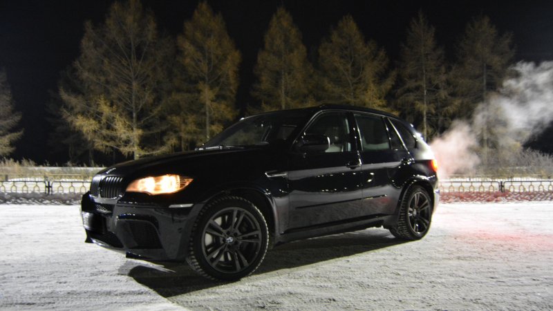 BMW x5m зима