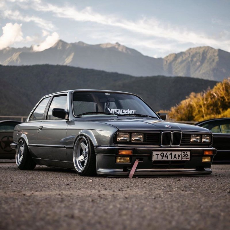BMW e30