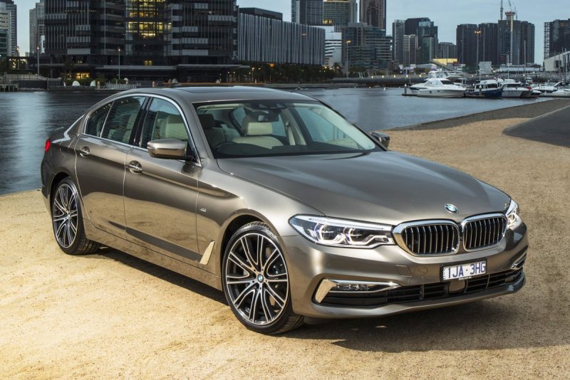 БМВ 530d 2017