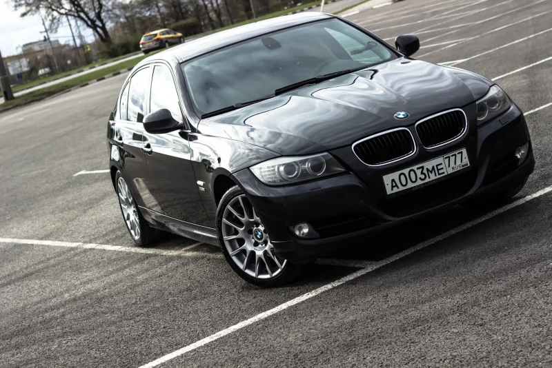 BMW 325i e90