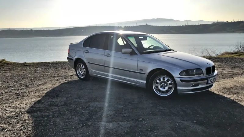 BMW 3-Series 325i at 2012 ключ