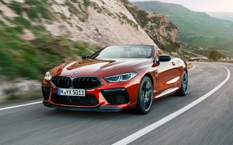 БМВ m850i черный