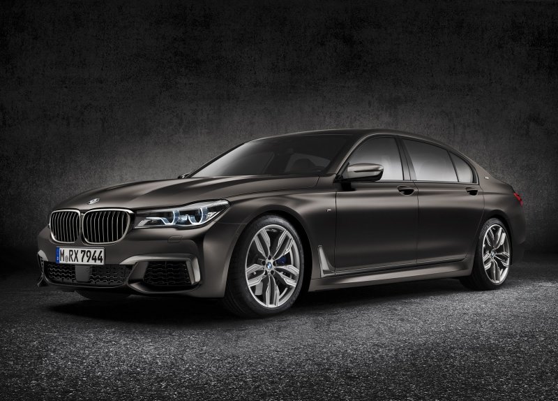BMW m760li XDRIVE