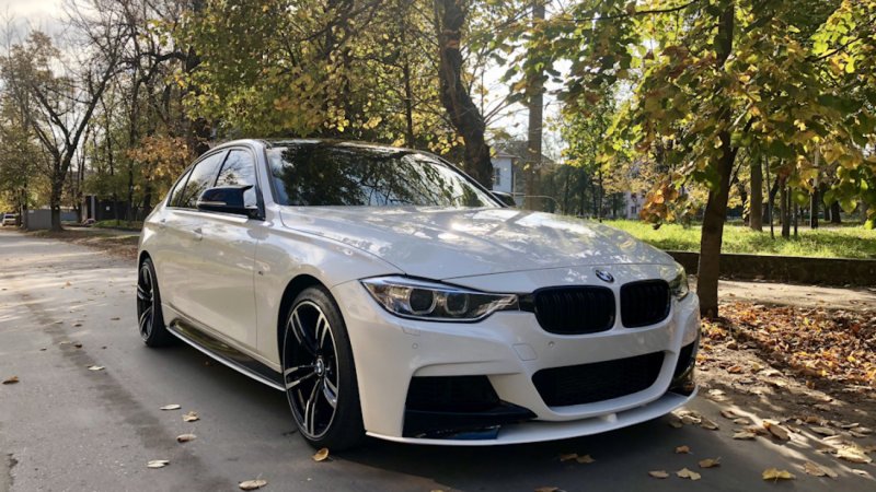 BMW 328i f30