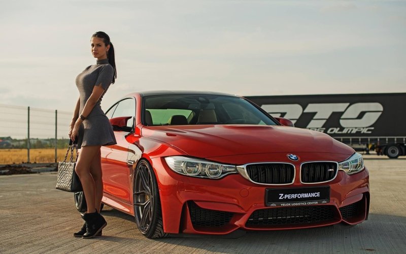Girls BMW m3