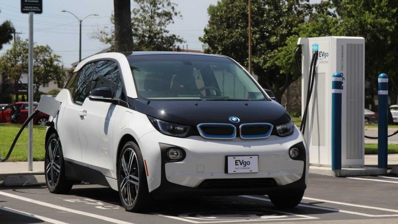 BMW a3 электрокар
