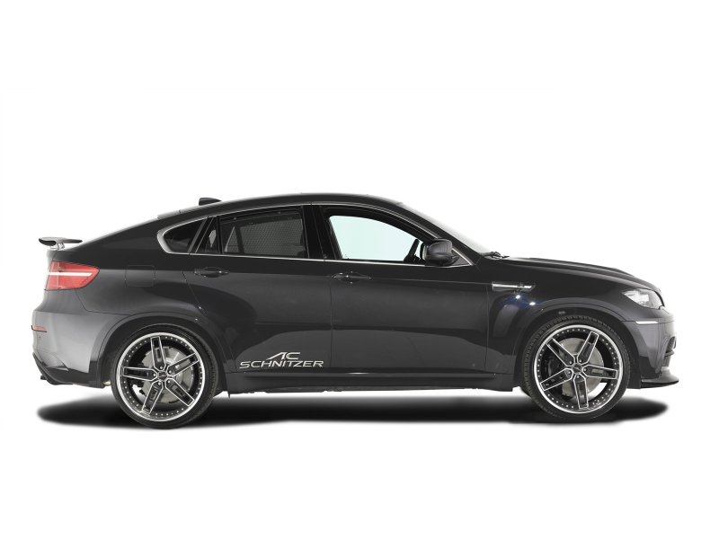 BMW x6 сбоку