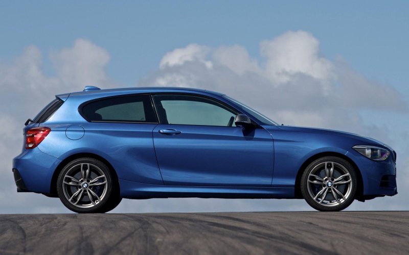 BMW 135i хэтчбек