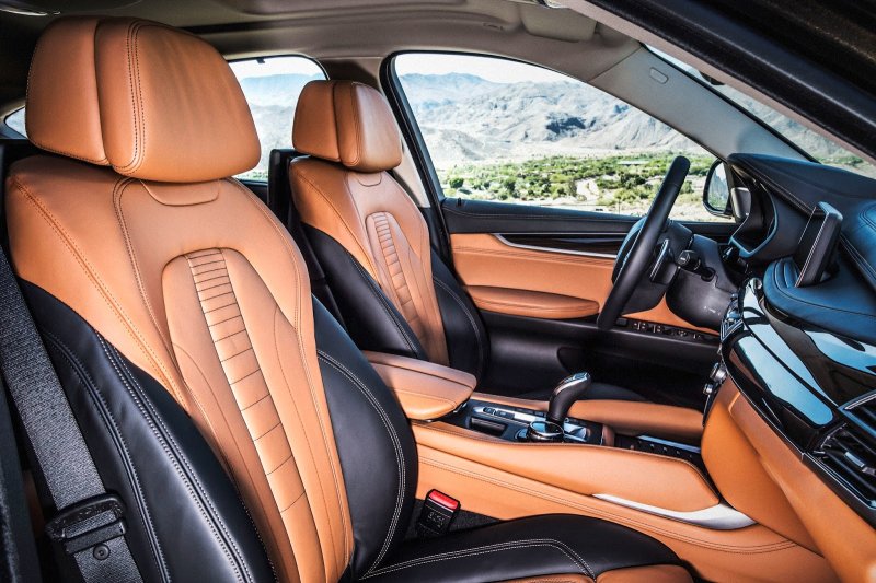 BMW x6 2022 салон