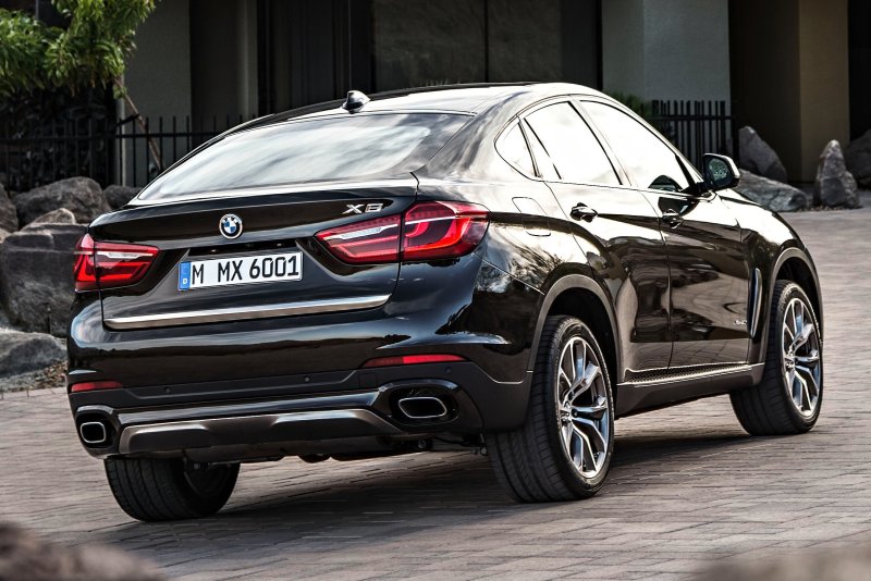 BMW x6m 2016