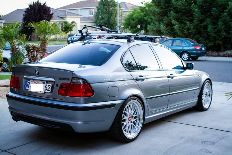 BMW e46 седан