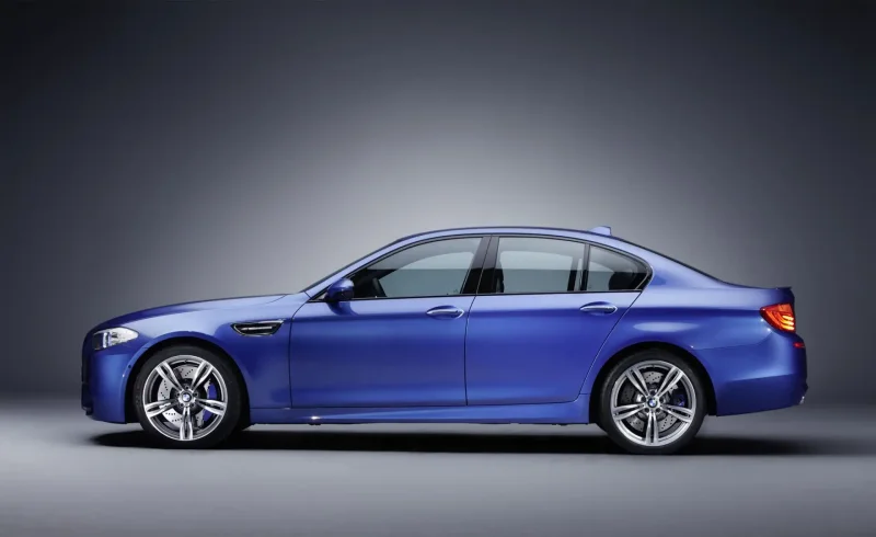 BMW m5 Side