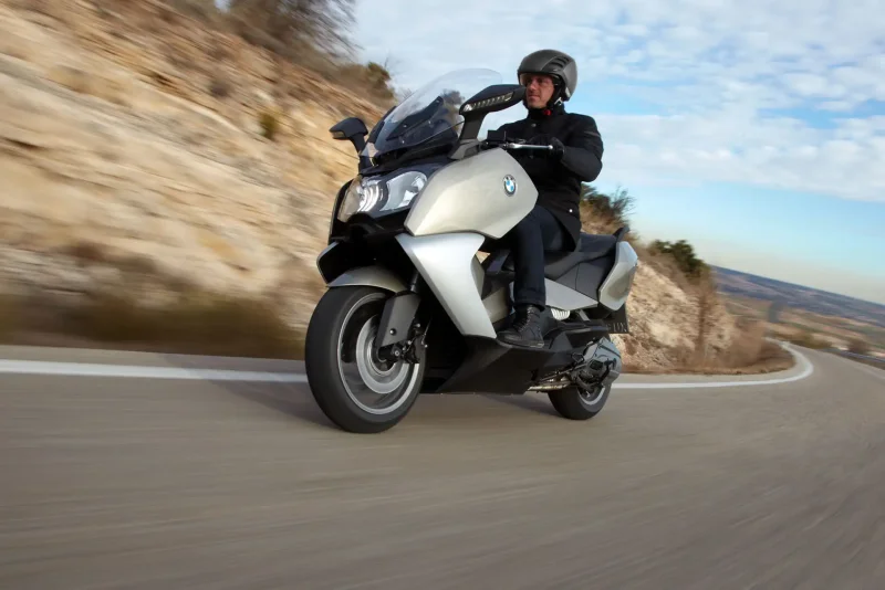 Мотоцикл BMW c650gt