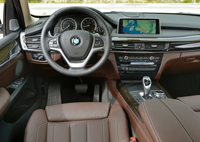 БМВ x5 салон