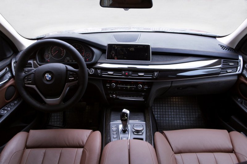 БМВ x5 f15 салон