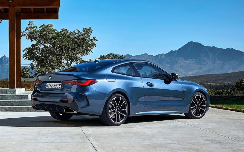 BMW 420i Coupe 2021