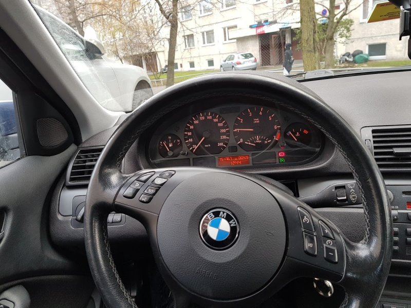 Руль БМВ е46 спорт