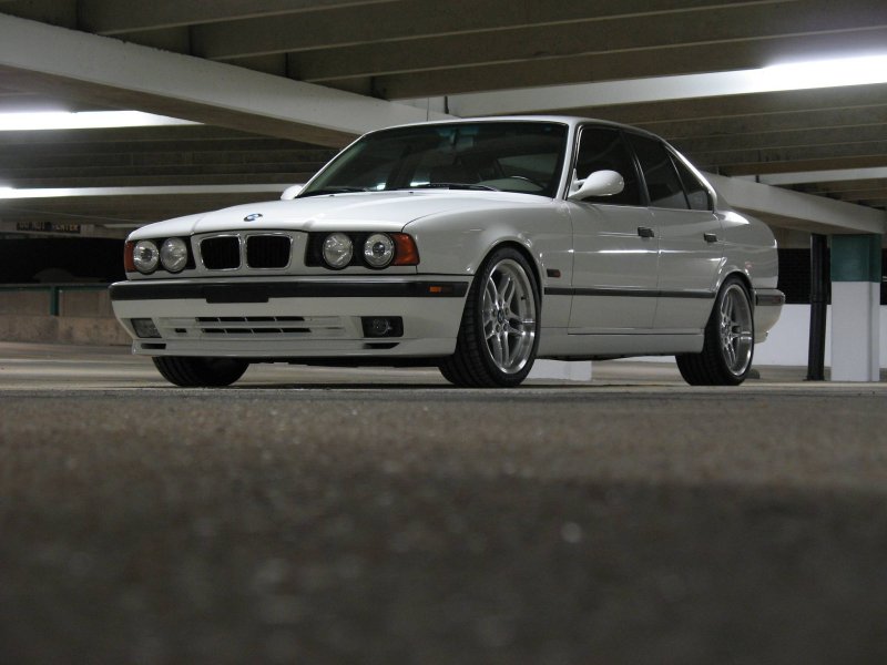 BMW e34 Racing Dynamics