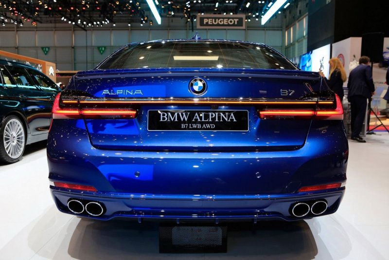 BMW Alpina b7 2020