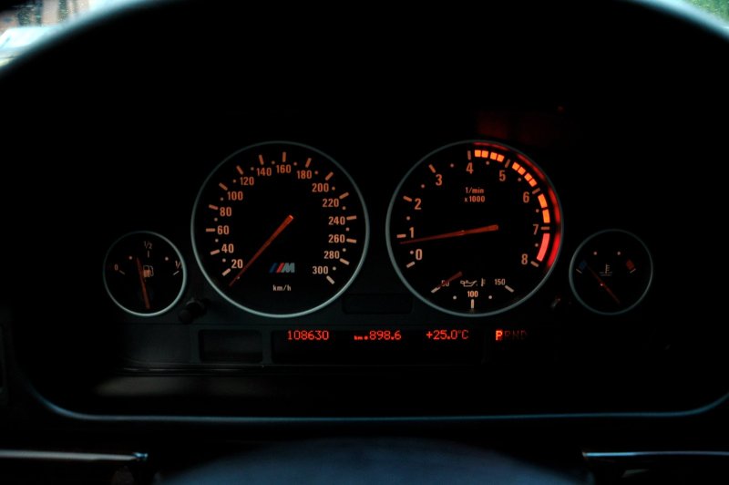 Приборная панель BMW e36 m3