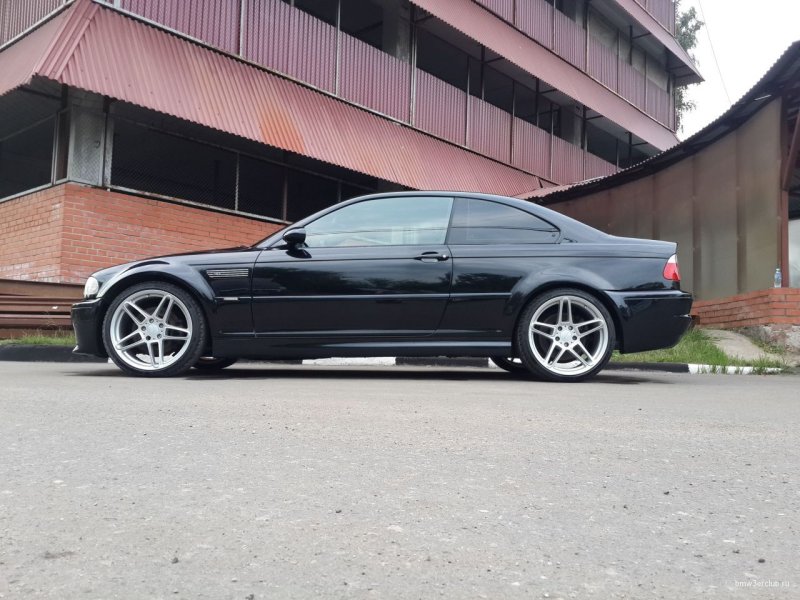 BMW 3 e46 r18
