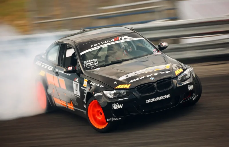 BMW гоночная