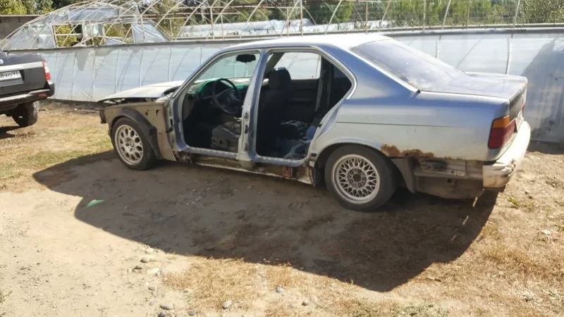 BMW e34 убитая