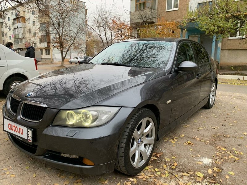 БМВ 320i 2007