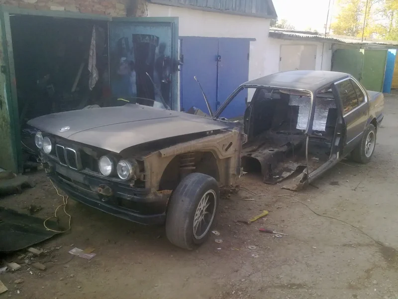 BMW x7 crash