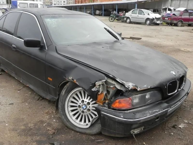BMW e34 ржавая