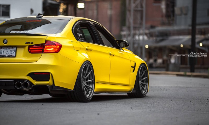 BMW m5 f80 Yellow