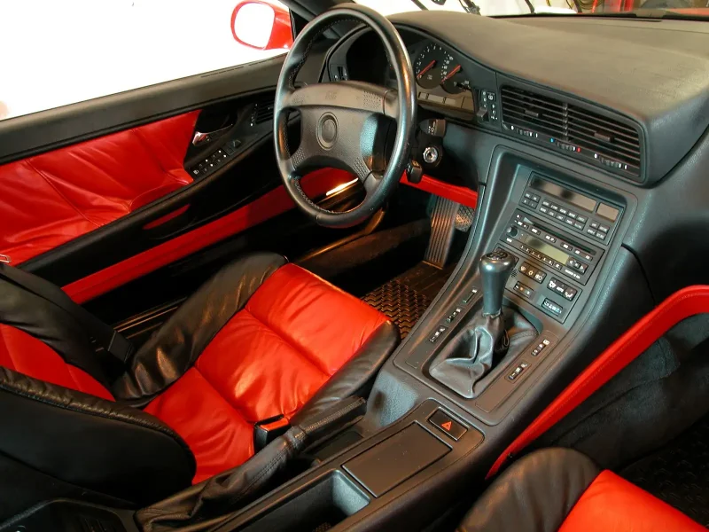 BMW 850csi Interior